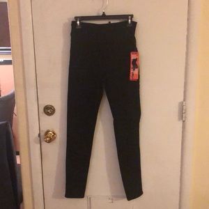 NWT Super Support Maternity Jegging
